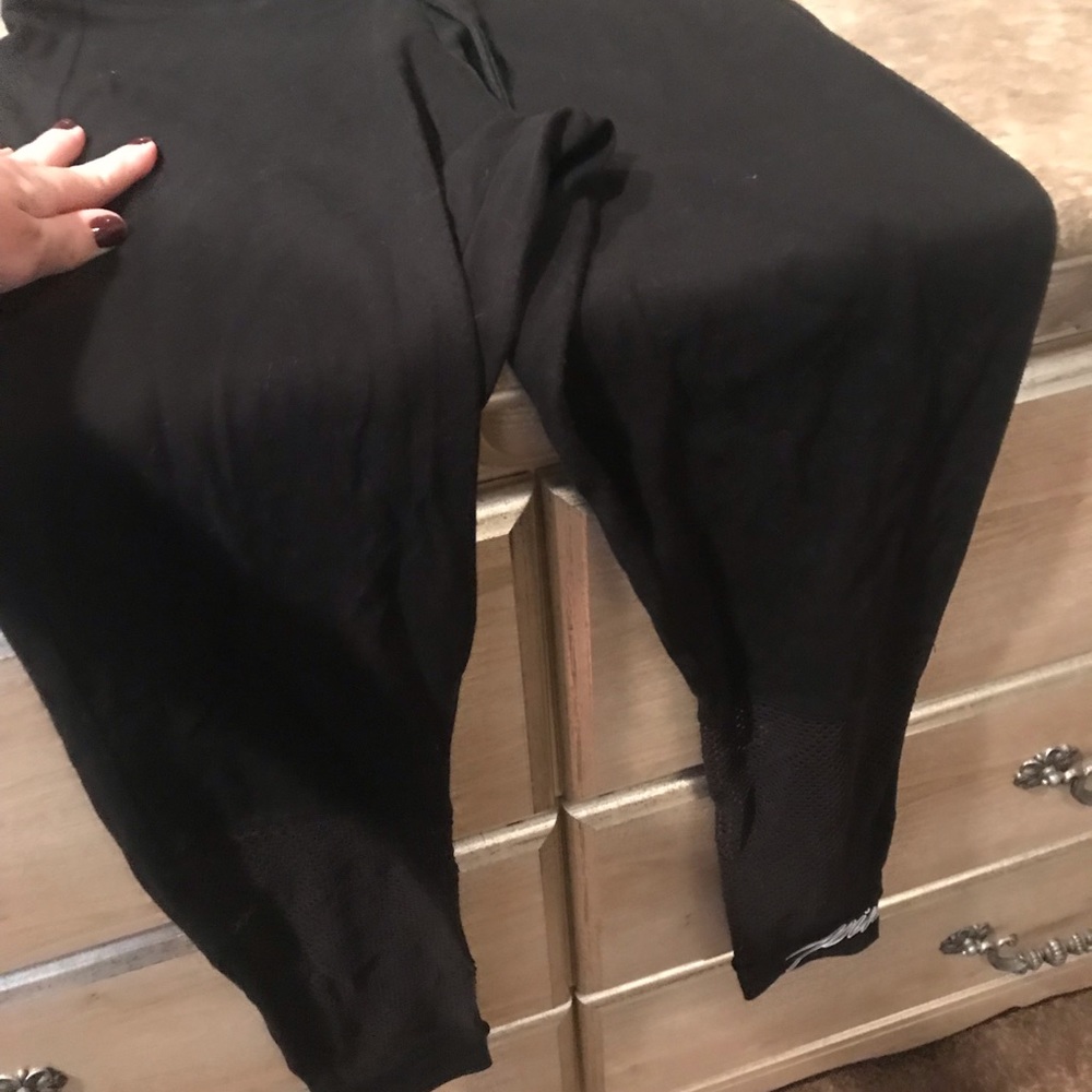 Nwt 18 vs Pink Yoga Campus Legging m